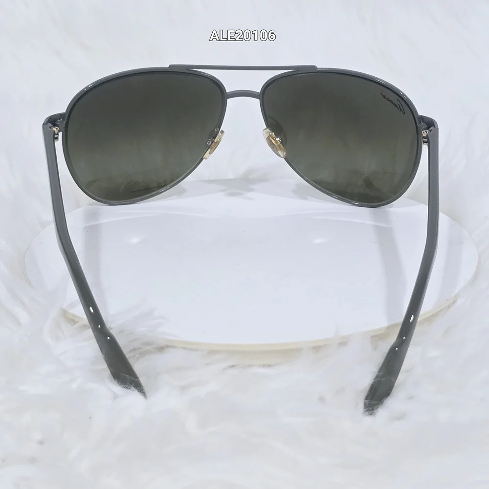 Gucci Gray Aviator Sunglasses GG2898/S with Case.